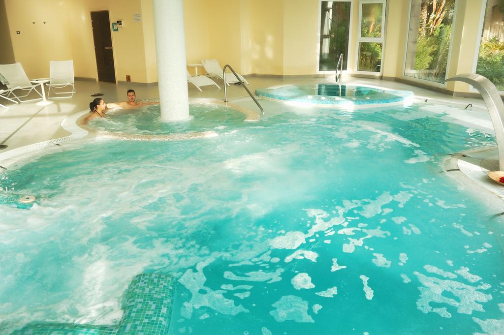 Hotel Tematico Costa Del Sol トレモリノス エクステリア 写真