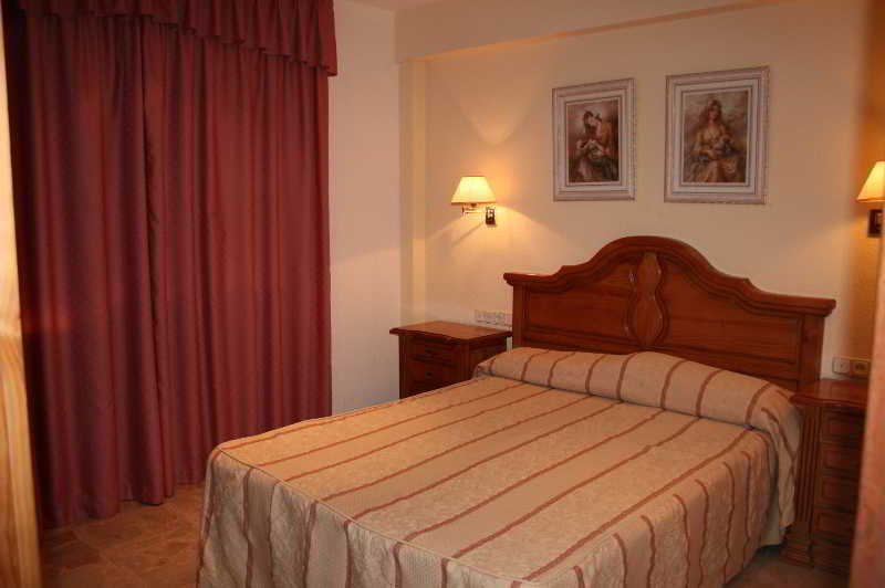 Hotel Tematico Costa Del Sol トレモリノス エクステリア 写真